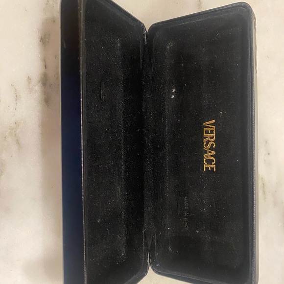 Versace glasses case - Picture 1 of 2
